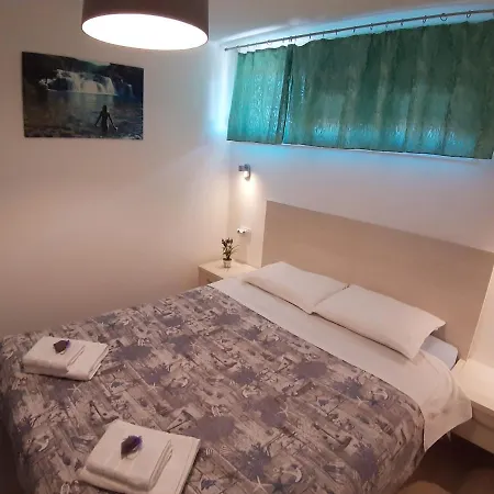 Frana Blue 스플리트