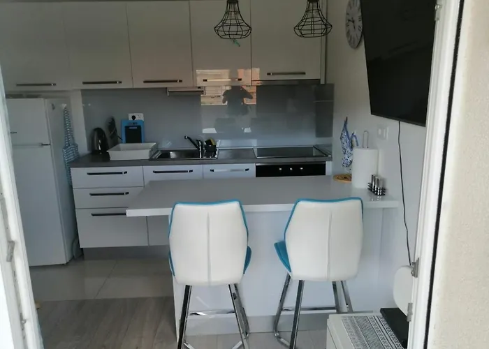 Апартаменти Frana Blue *